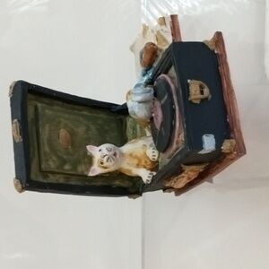 Cat figurines by Adorables Collection from Scotland